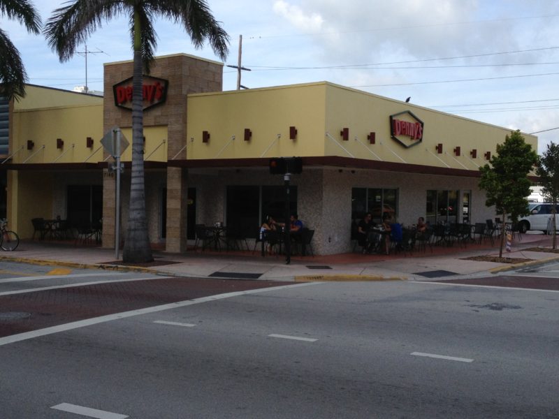 Denny's Miami Beach